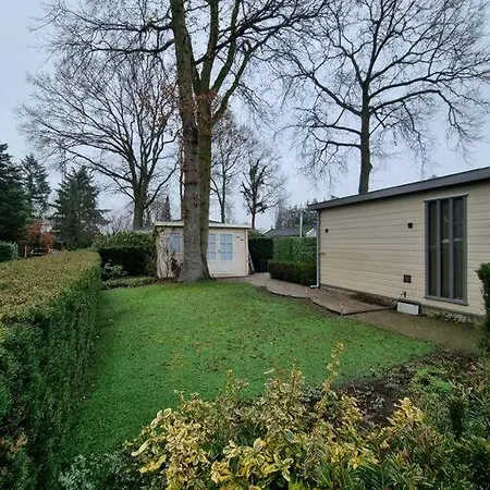 De Vier Jaargetijden Chalet Jungle Alpstuga Voorthuizen