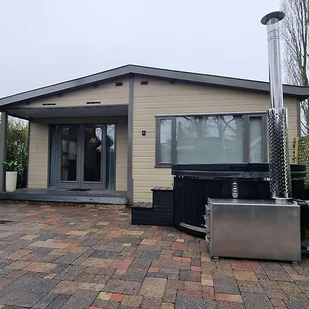 Chalet De Vier Jaargetijden Jungle