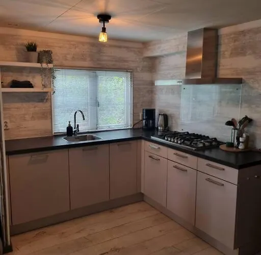 De Vier Jaargetijden Jungle 木屋 福尔特赫伊曾