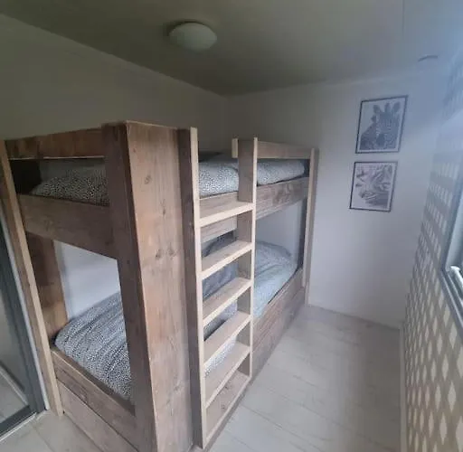 木屋 De Vier Jaargetijden Jungle